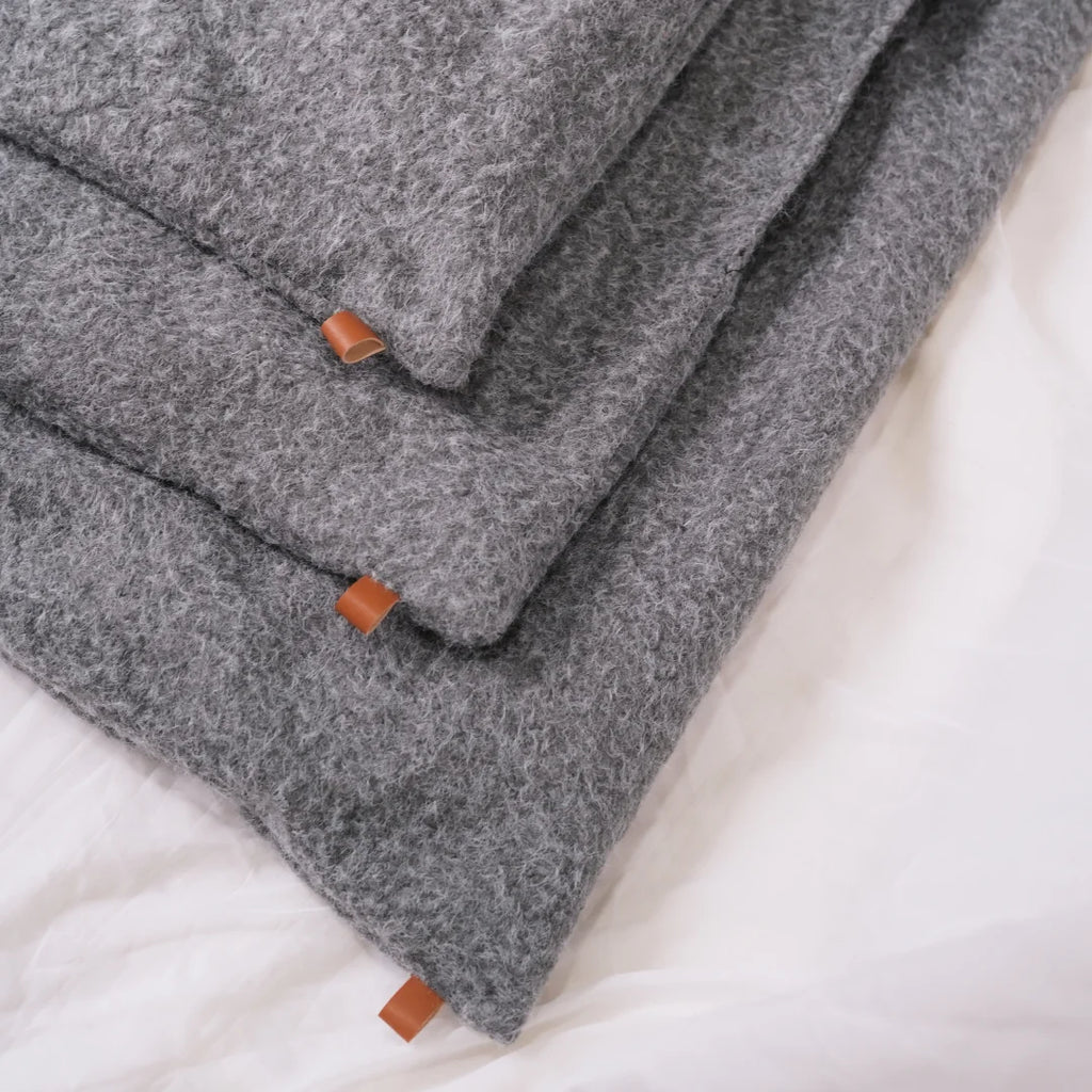 Sac de couchage Cocon pour chien et chat Gris